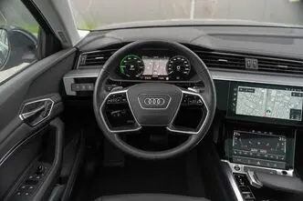 Audi e-tron, 300 kW, elekter, automaat, nelikvedu