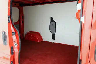 Nissan Primastar, 2.5, 107 kW, diisel, automaat, esivedu