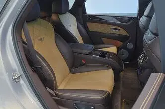 Bentley Bentayga, 4.0, 404 kW, bensiin, automaat, nelikvedu