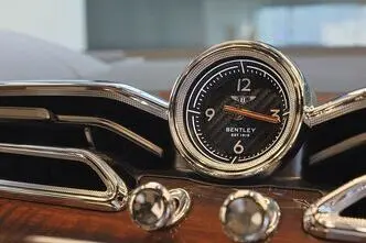 Bentley Bentayga, 4.0, 404 kW, bensiin, automaat, nelikvedu