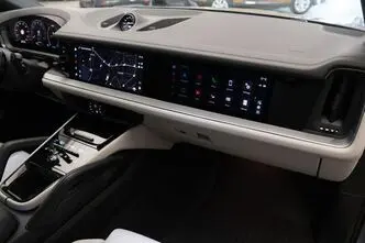 Porsche Cayenne, 3.0, 224 kW, pistikhübriid, automaat, nelikvedu