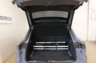 Porsche Cayenne, 3.0, 224 kW, pistikhübriid, automaat, nelikvedu
