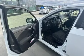 Honda Accord, 2.0, 115 kW, bensiin, automaat, esivedu