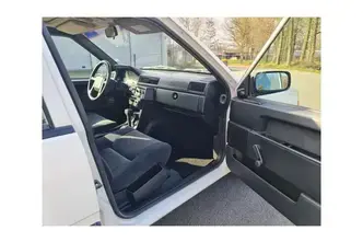 Volvo 940, 96 kW, petrol, automatic, rear-wheel drive