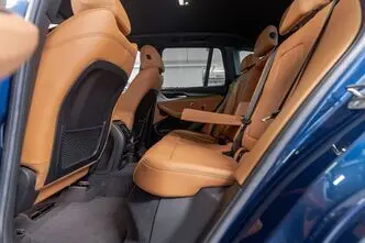 BMW X3, 2.0, 135 kW, гибрид, автомат, полный привод
