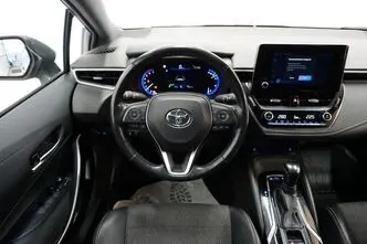 Toyota Corolla, 1.8, 72 kW, hybrid, automatic, front-wheel drive