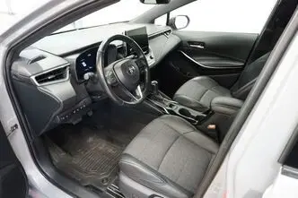 Toyota Corolla, 1.8, 72 kW, hybrid, automatic, front-wheel drive