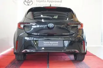 Toyota Corolla, 1.8, 72 kW, hybrid, automatic, front-wheel drive