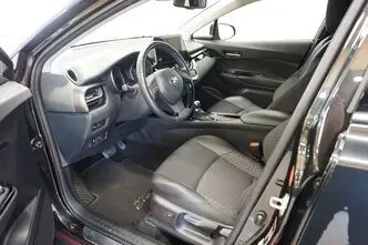 Toyota C-HR, 1.8, 72 kW, hübriid, automaat, esivedu