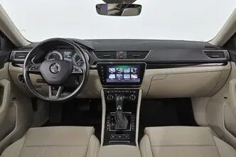 Škoda Superb, 140 kW, diisel, automaat, nelikvedu