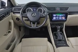 Škoda Superb, 140 kW, diisel, automaat, nelikvedu
