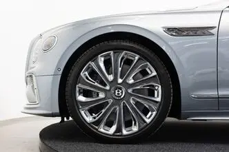 Bentley Flying Spur, 4.0, 575 kW, bensiin, automaat, nelikvedu
