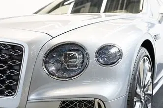 Bentley Flying Spur, 4.0, 575 kW, bensiin, automaat, nelikvedu