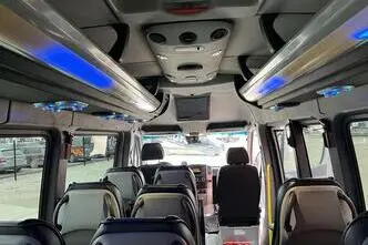 Mercedes-Benz Sprinter, 140 kW, дизель, автомат