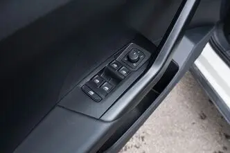 Volkswagen T-Cross, 1.0, 81 kW, bensiin, automaat