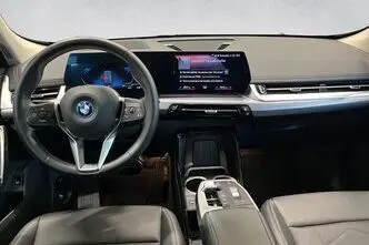 BMW iX1, 225 kW, electric, automatic, four-wheel drive