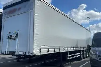 Schwarzmüller S1 5620 kg tõstetav katus