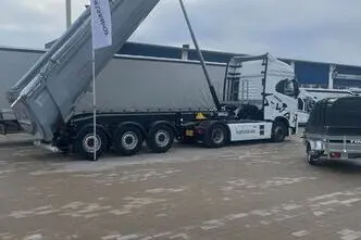 Schwarzmüller K-serie 24m3 Hardox sadulatapp 12 t