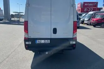 Iveco Daily, 3.0, 129 kW, дизель, механическая, задний привод