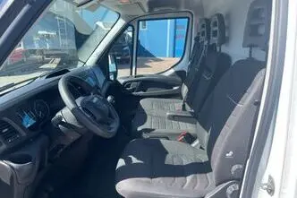 Iveco Daily, 3.0, 129 kW, дизель, механическая, задний привод
