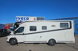 Laika Kosmo, 2.2, 103 kW, diesel, automatic, front-wheel drive