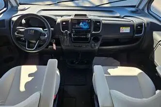 Laika Kosmo, 2.2, 132 kW, diesel, automatic, front-wheel drive