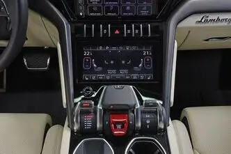 Lamborghini Urus, 4.0, 490 kW, petrol, automatic, four-wheel drive