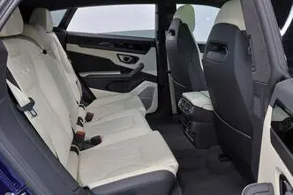Lamborghini Urus, 4.0, 490 kW, petrol, automatic, four-wheel drive