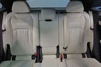 Lamborghini Urus, 4.0, 490 kW, petrol, automatic, four-wheel drive