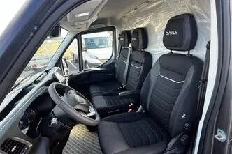 Iveco Daily, 3.0, 129 kW, diisel, automaat, tagavedu