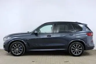 BMW X5, 3.0, 210 kW, гибрид, автомат, полный привод