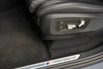 BMW X5, 3.0, 210 kW, гибрид, автомат, полный привод