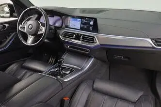 BMW X5, 3.0, 210 kW, гибрид, автомат, полный привод