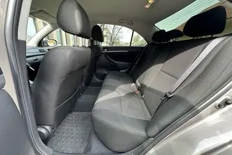 Toyota Avensis, 2.0, 108 kW, petrol, automatic, front-wheel drive
