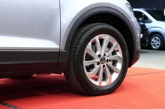 Volkswagen T-Roc, 1.5, 110 kW, bensiin, automaat, esivedu