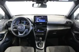 Toyota Yaris Cross, 1.5, 68 kW, hybrid, automatic, front-wheel drive