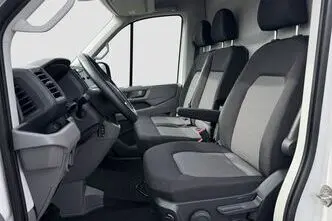 Volkswagen Crafter, 2.0, 103 kW, diesel, automatic, front-wheel drive