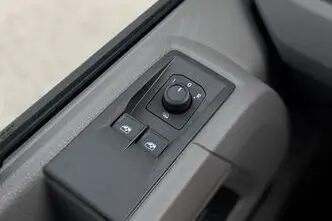 Volkswagen Crafter, 2.0, 103 kW, diesel, automatic, front-wheel drive