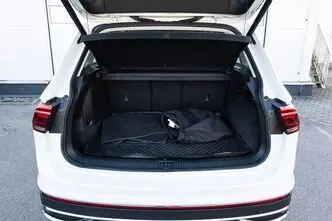 Volkswagen Tiguan, 1.4, 110 kW, pistikhübriid, automaat, esivedu