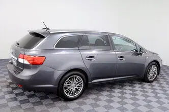 Toyota Avensis, 2.2, 110 kW, дизель, автомат, передний привод