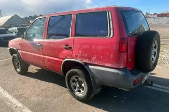 Nissan Terrano, 2.4, 91 kW, bensiin, manuaal, nelikvedu