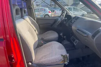 Nissan Terrano, 2.4, 91 kW, bensiin, manuaal, nelikvedu