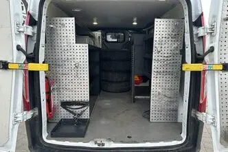Ford Transit Custom, 2.2, 92 kW, дизель, механическая, передний привод
