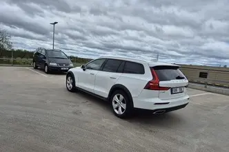 Volvo V60 Cross Country, 2.0, 140 kW, diisel, automaat, nelikvedu