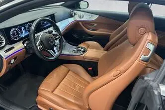 Mercedes-Benz E 300, 2.0, 180 kW, дизель, автомат, задний привод