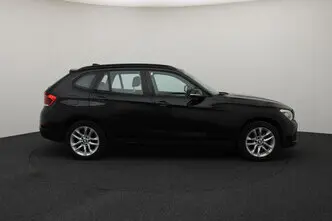 BMW X1, 2.0, 135 kW, bensiin, manuaal, tagavedu