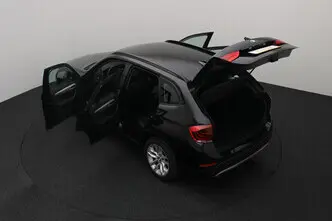 BMW X1, 2.0, 135 kW, bensiin, manuaal, tagavedu