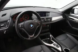 BMW X1, 2.0, 135 kW, bensiin, manuaal, tagavedu