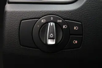 BMW X1, 2.0, 135 kW, bensiin, manuaal, tagavedu