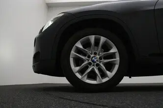 BMW X1, 2.0, 135 kW, bensiin, manuaal, tagavedu